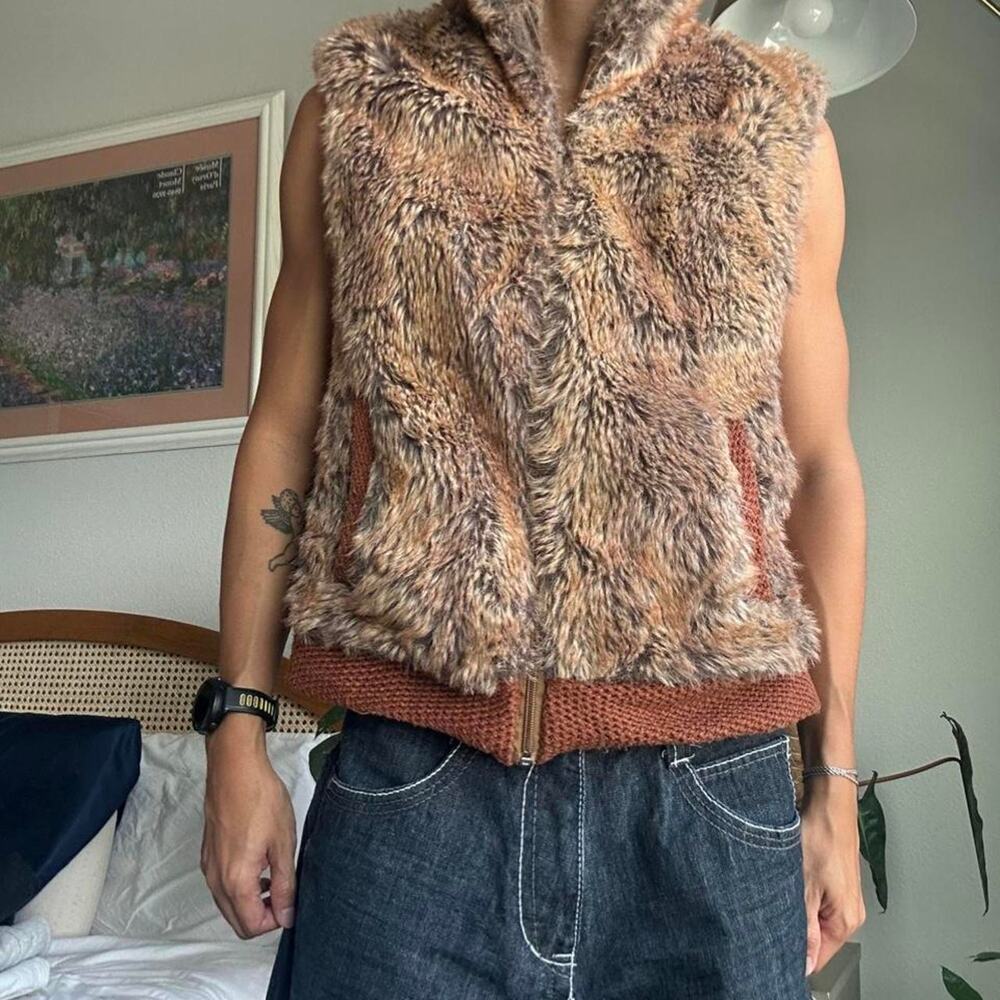 Top Style Faux Fur Vest Womens Small Medium Shaggy Mixed Knit Sherpa Lined Y2K